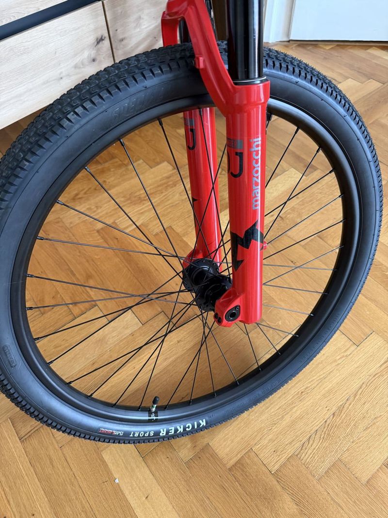 Specialized P3 - Nové a nikdy nejeté