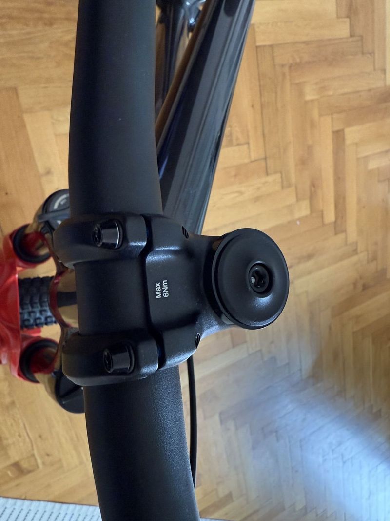 Specialized P3 - Nové a nikdy nejeté