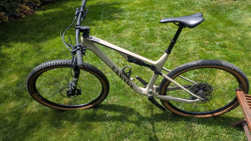 Canyon Trail Lux 6