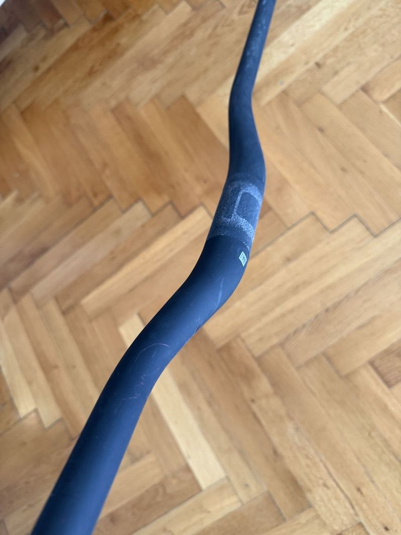 Karbonová řidítka Roval Traverse SL Carbon