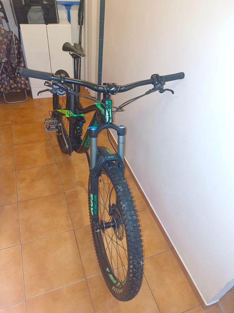 Giant Trance velikost S, kola 27,5"