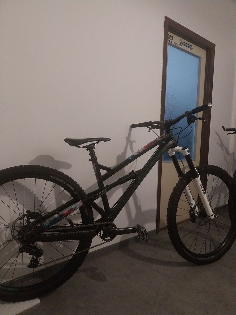 Dartmoor Blackbird Enduro kolo