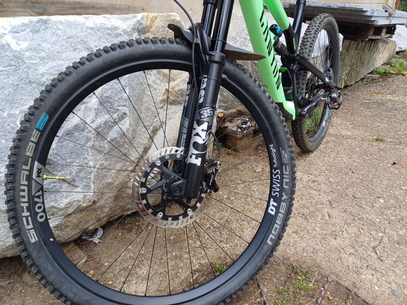 Canyon Spectral CF8 2021 L