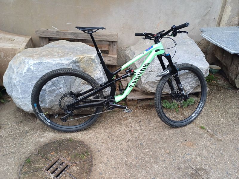 Canyon Spectral CF8 2021 L