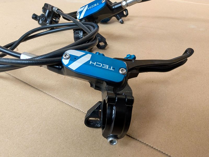 Hope Tech 4 X2