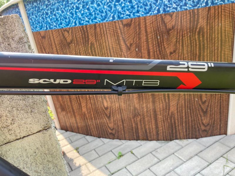 SCUD 29” Alu 6061 SL – Suntour XCR, kotoučové brzdy, dobrý stav