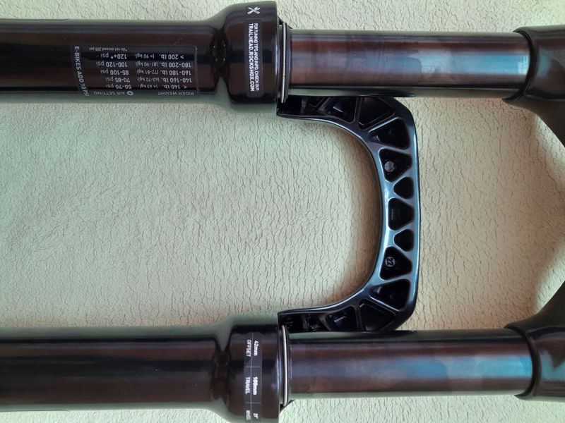 29 vidlice RockShox Judy SL, boost, 100 mm zdvih, nová, nejetá, délka krku 16,5 cm
