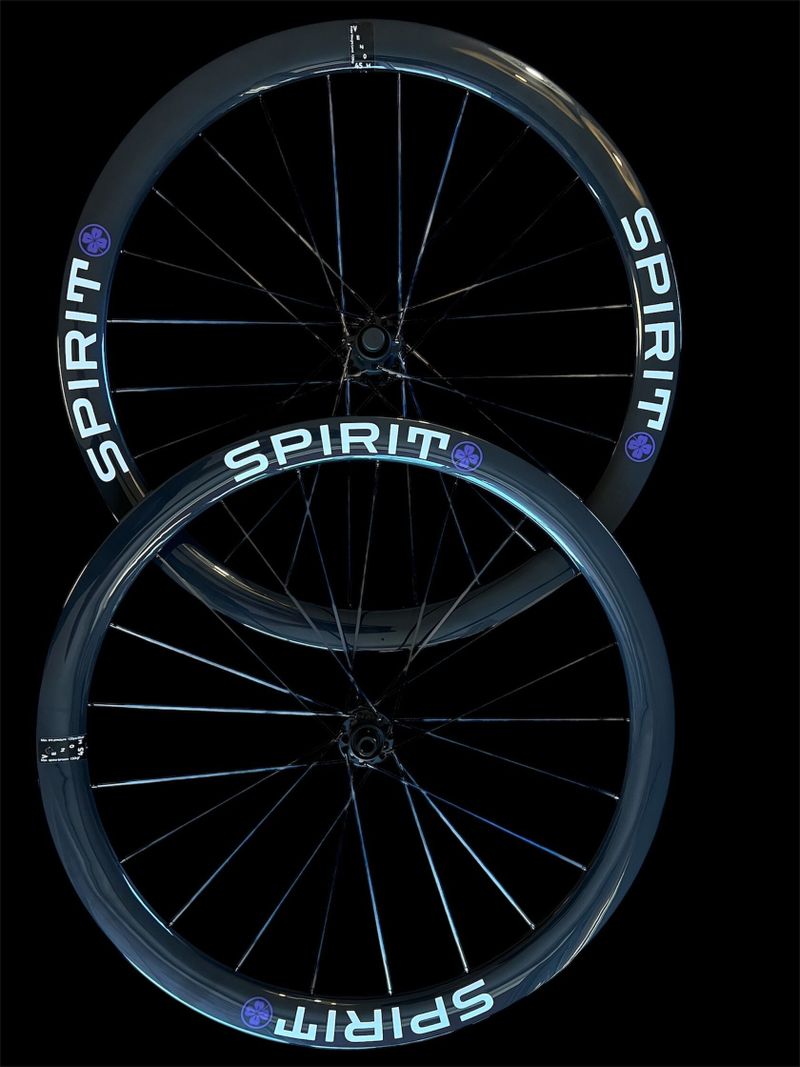 SPIRIT 45-VENOM-UCI certifikace/ Karbonové špice/ 1280gramů
