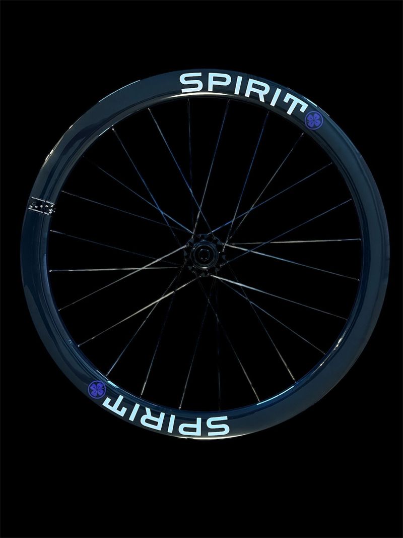 SPIRIT 45-VENOM-UCI certifikace/ Karbonové špice/ 1280gramů