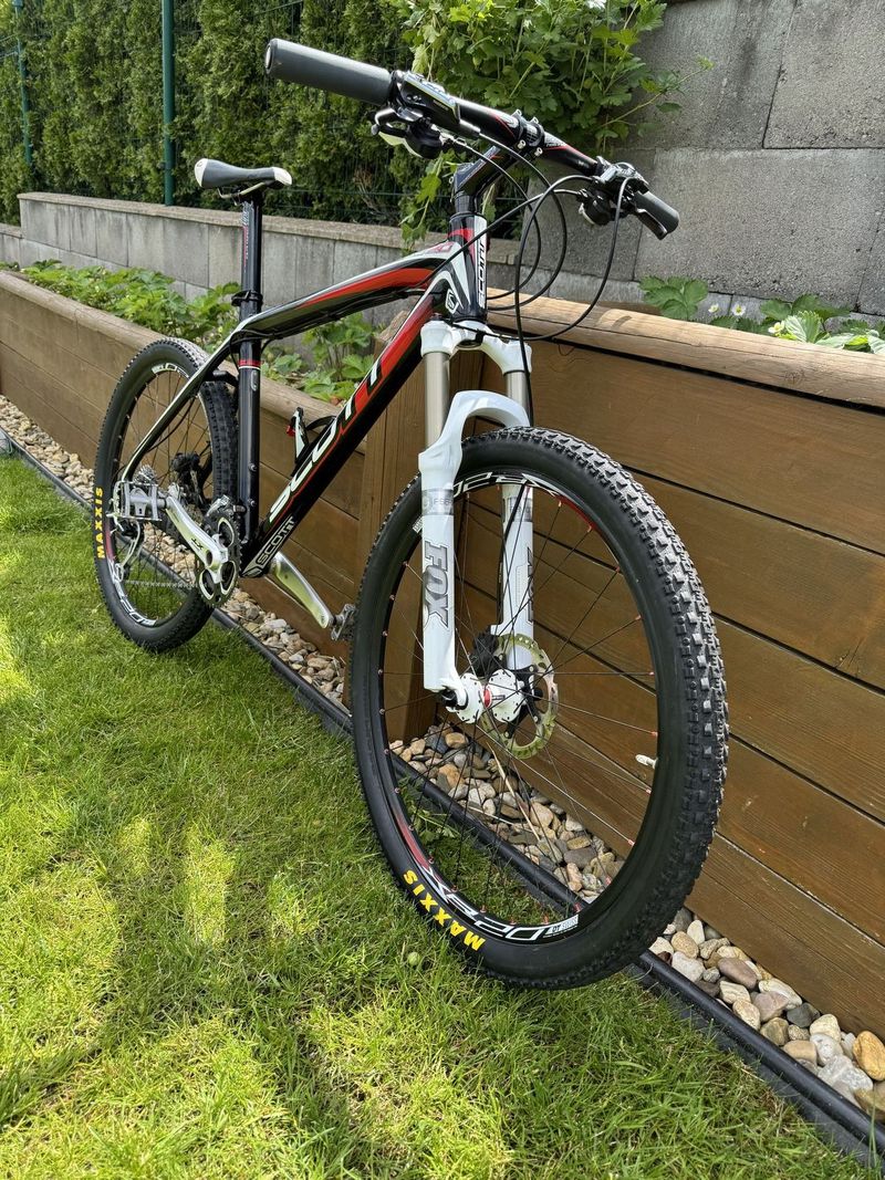 Scott Scale Carbon