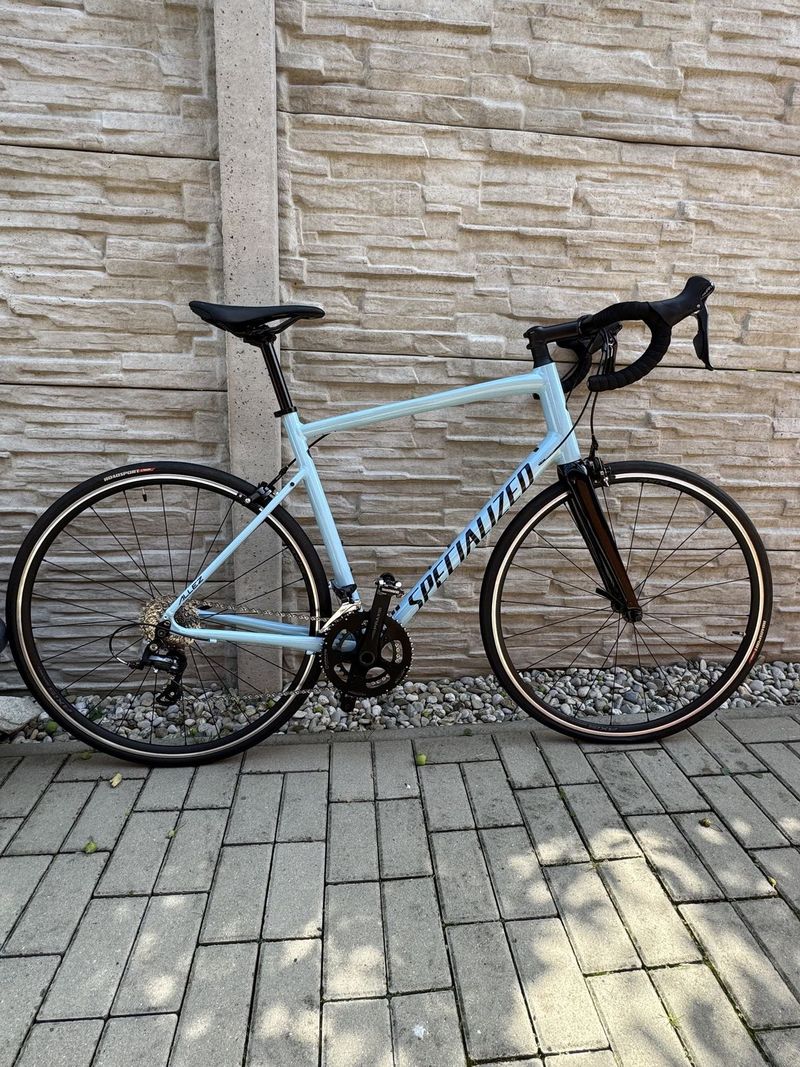 Prodám silničku Specialized Allez Sport 2022