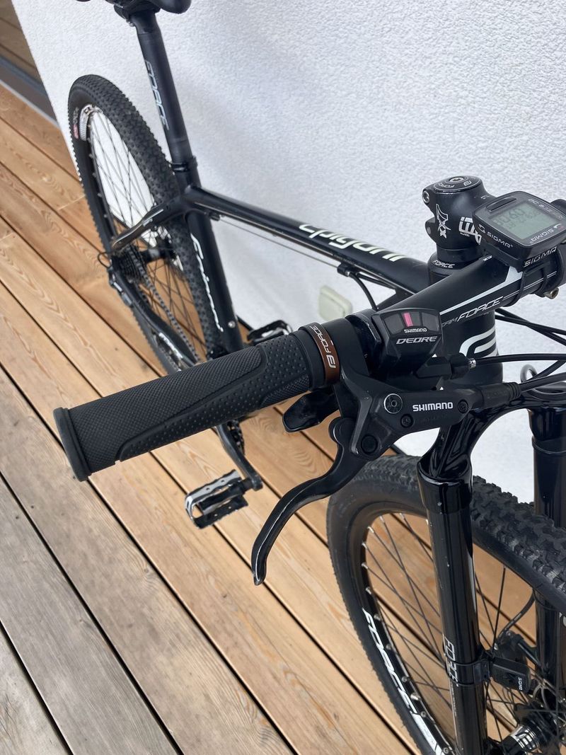 MTB 29" Al pevná karbonová vidlice