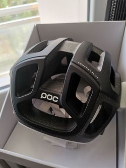 POC Ventral Lite WF, velikost M (59-61)