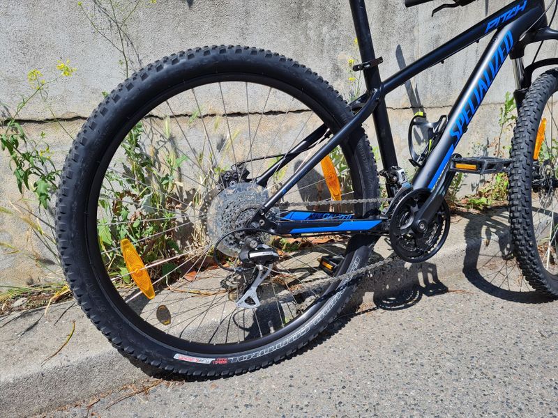Specialized Pitch 27,5x2.1