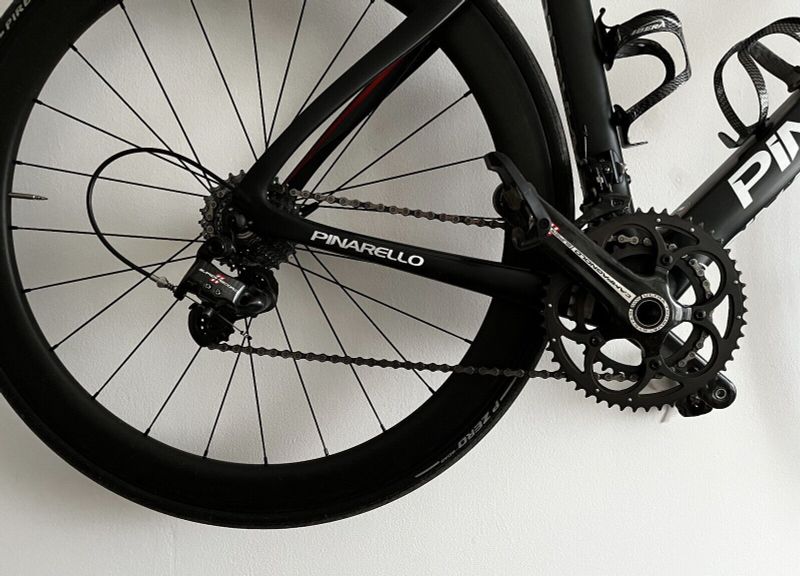 Pinarello Dogma F8 Campagnolo SR