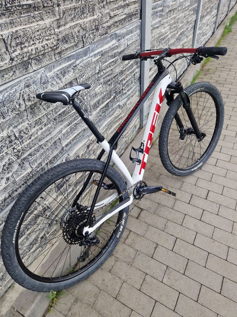 TREK Procaliber - špičkové karbonové kolo vel. M/L