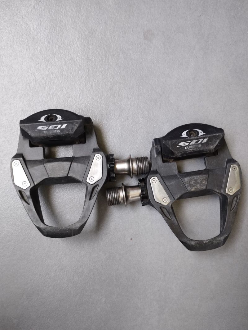 Shimano 105 Carbon 
