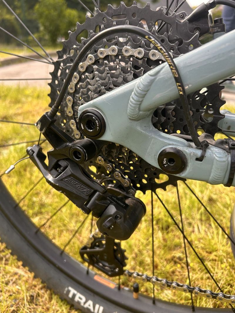 Prodávám kolo gt sensor sport.žádné zlomeniny a je ihned k ježdění.