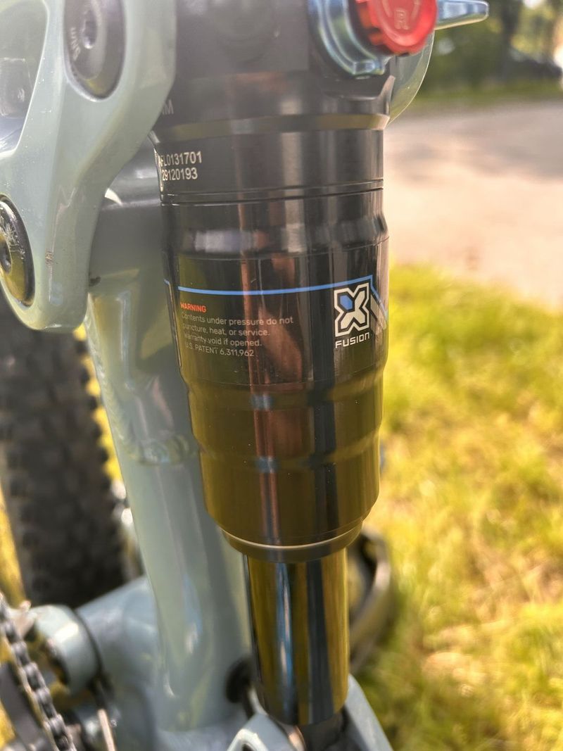 Prodávám kolo gt sensor sport.žádné zlomeniny a je ihned k ježdění.