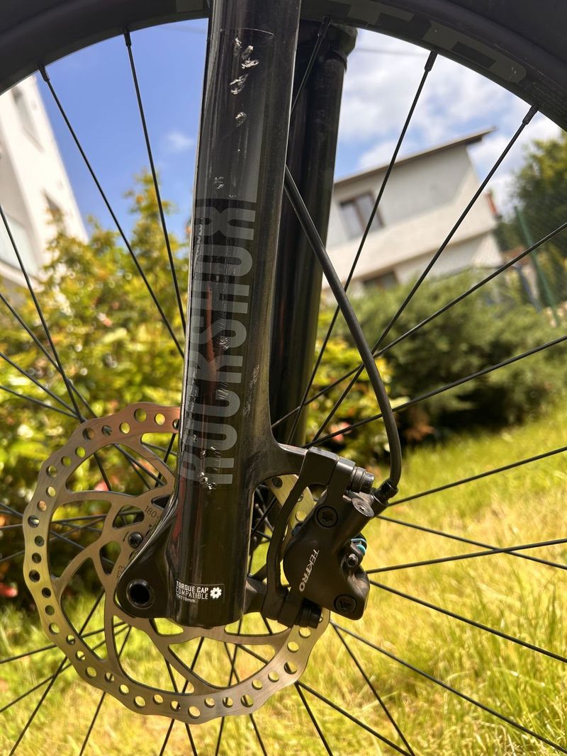 Prodávám kolo gt sensor sport.žádné zlomeniny a je ihned k ježdění.