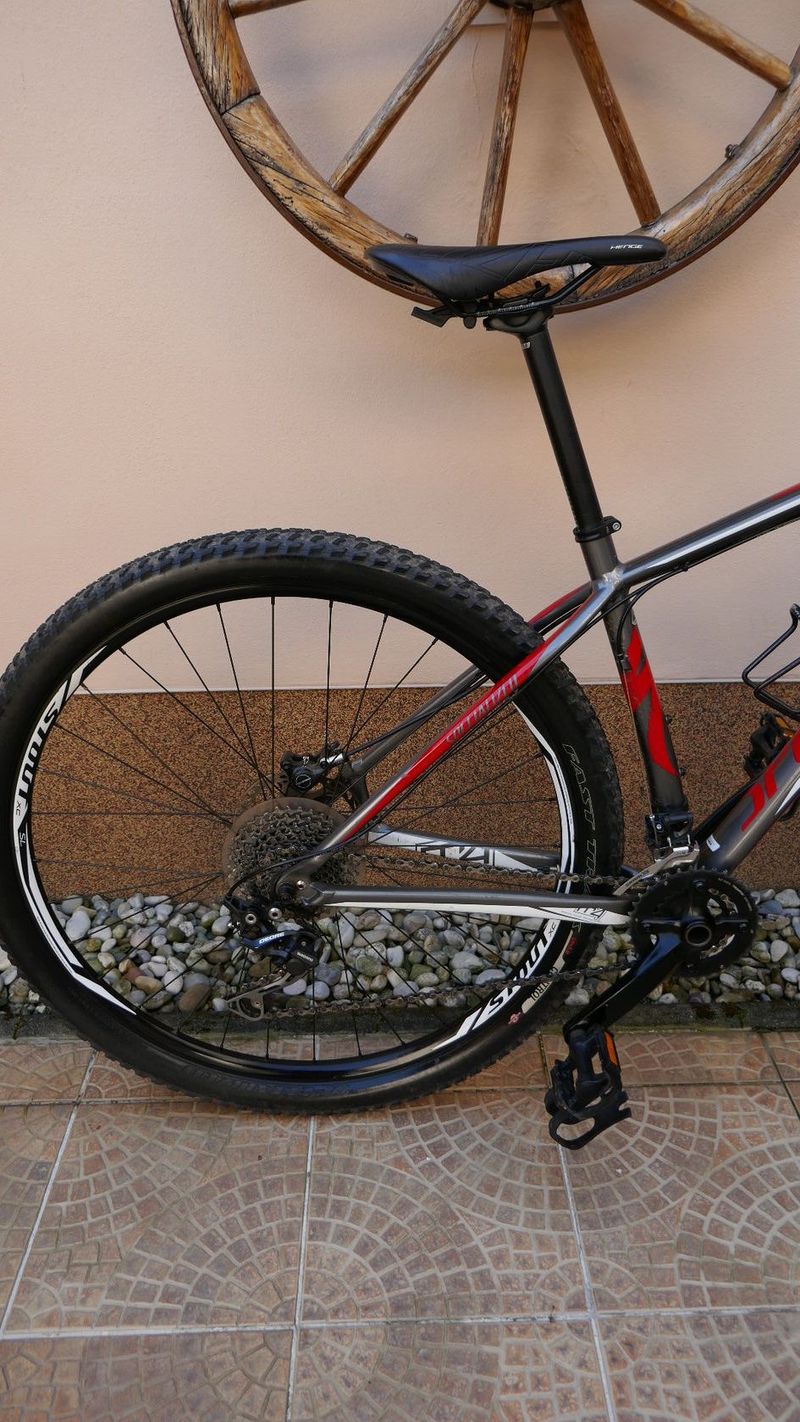 HORSKÉ KOLO SPECIALIZED CRAVE COMP 