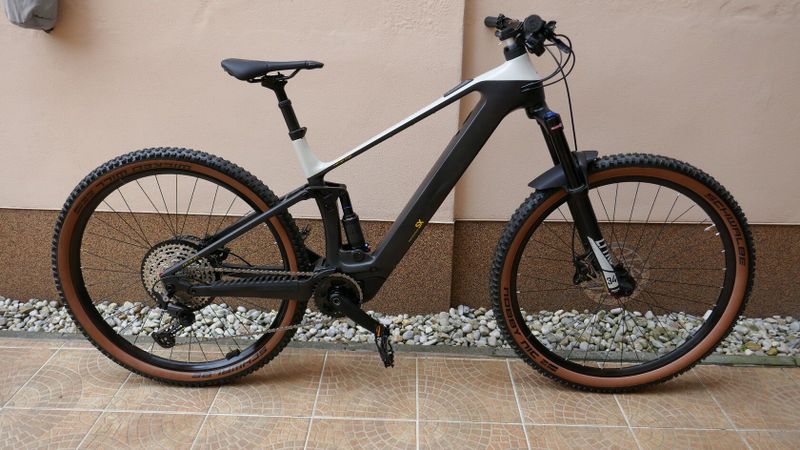 ELEKTRO CELOPERO Bulls Sonic EVO AM SX 1 UD Carbon//NOVÉ