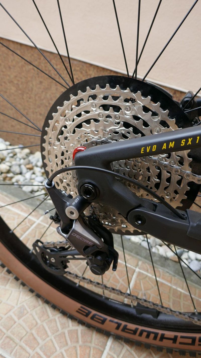 ELEKTRO CELOPERO Bulls Sonic EVO AM SX 1 UD Carbon//NOVÉ