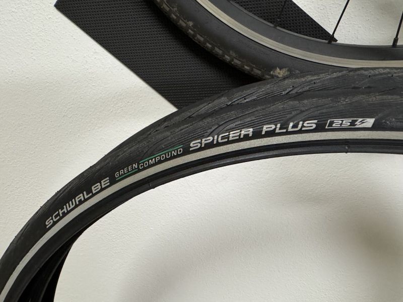 Schwalbe Spicer Plus Green Compound