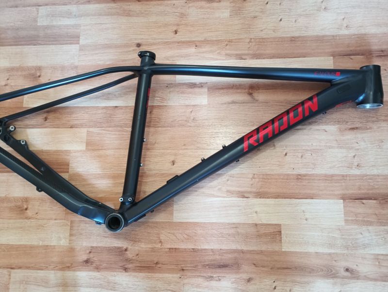 Radon Jealous Al rám 29" vel. 18 aktuálně Rezervace