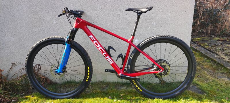 Focus Raven 8.8, vel. M