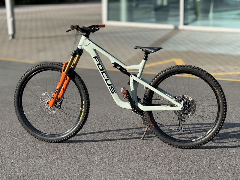 Horské kolo Focus Jam 6.9