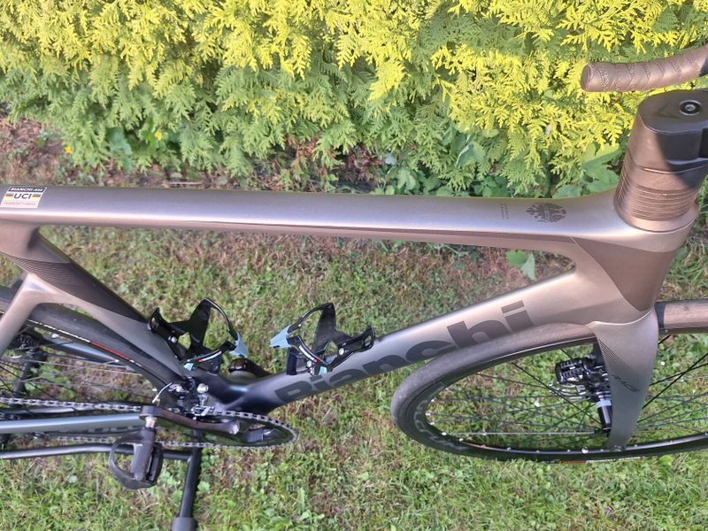 Bianchi oltre race 105