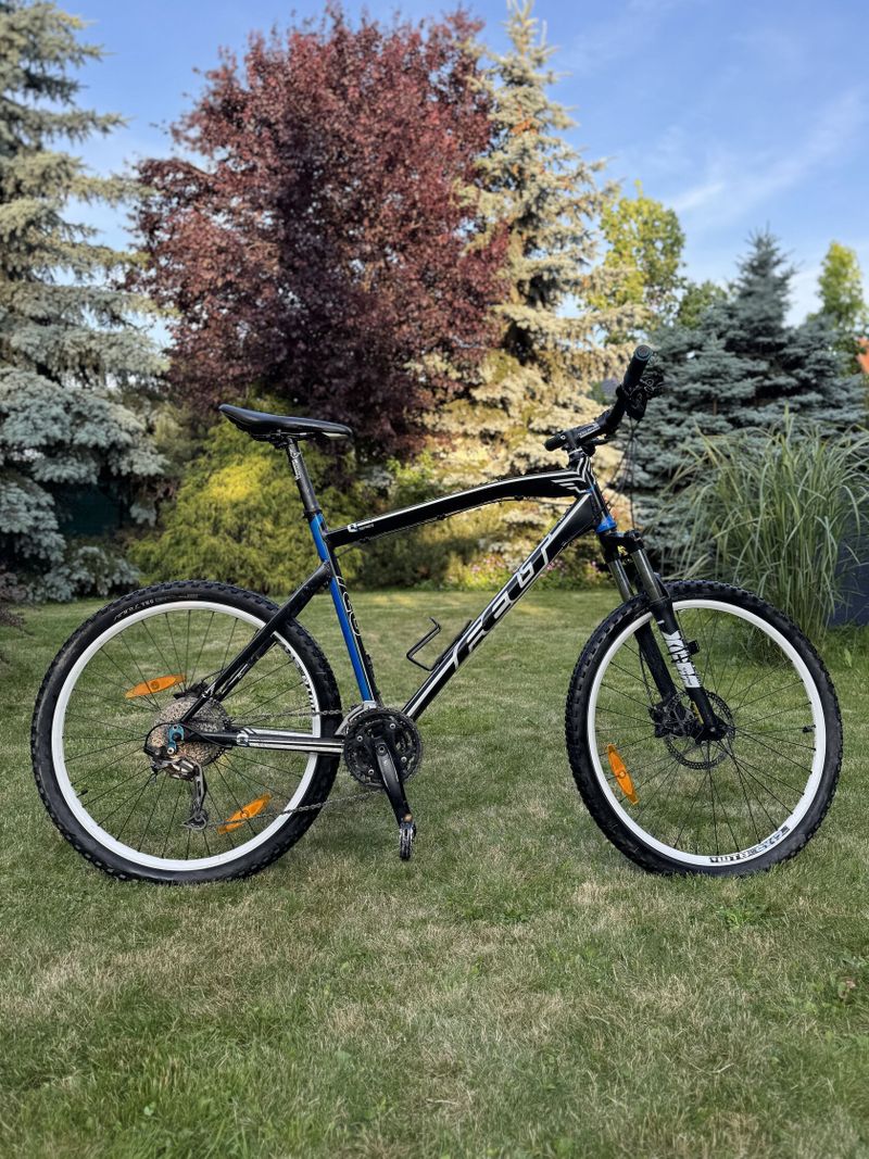MTB - Felt Q720