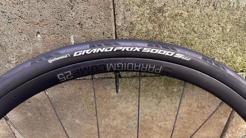 Bontrager Paradigm Comp 25 + Continental Grand Prix 5000