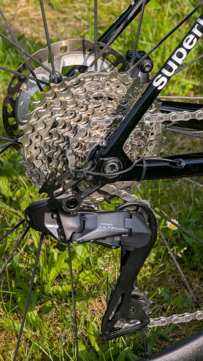 Superior X-road team issue Di2