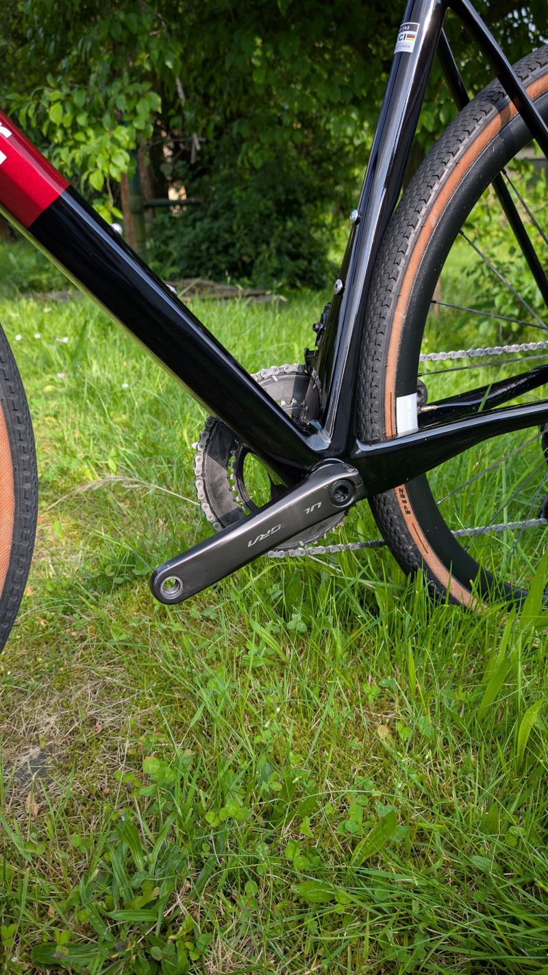 Superior X-road team issue Di2