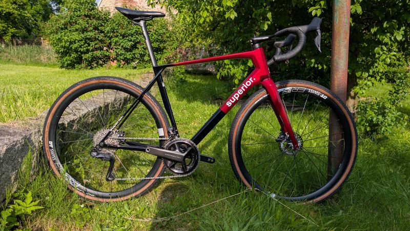 Superior X-road team issue Di2