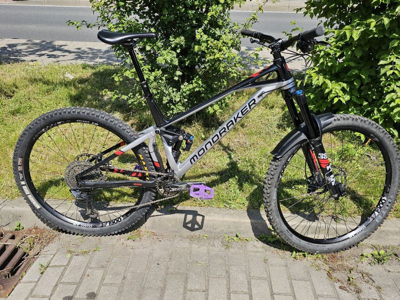 Mondraker Superfoxy R 2021