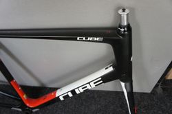 Cube Attain 62 cm.