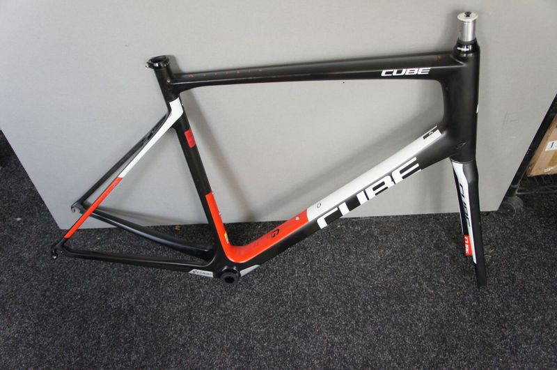 Cube Attain 62 cm.