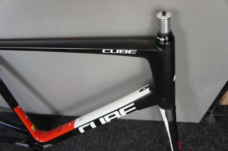 Cube Attain 62 cm.