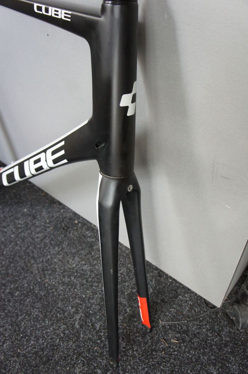 Cube Attain 62 cm.