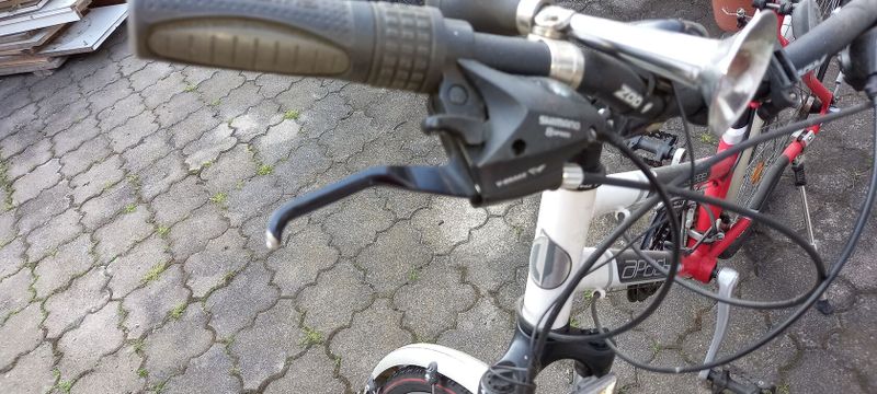 Prodej zánovního kola ...najeto cca 100km