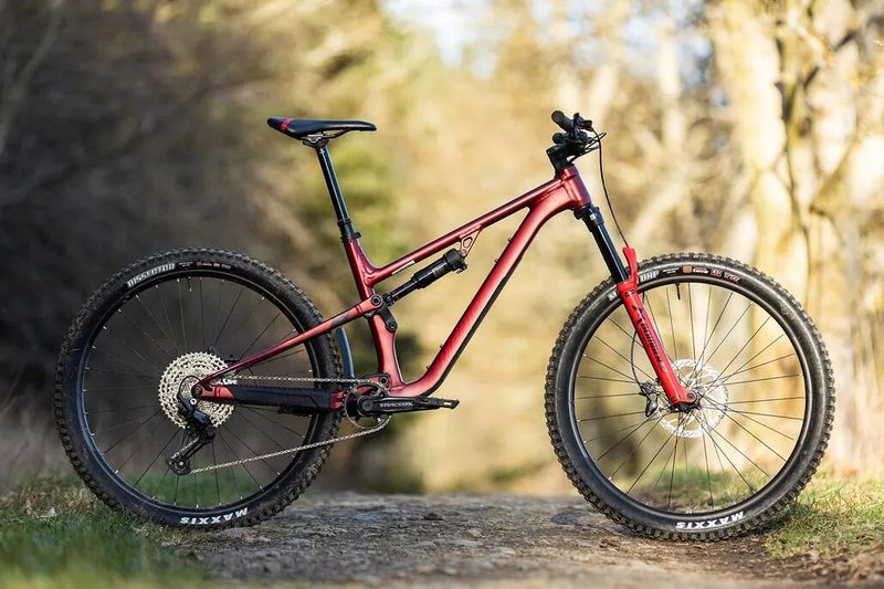 Enduro Merida 2023 v záruce.Zánovní,TOP stav!!