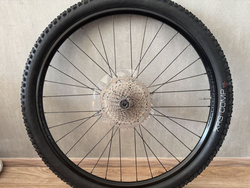 Prodám zánovní kola Bontrager connection 29”