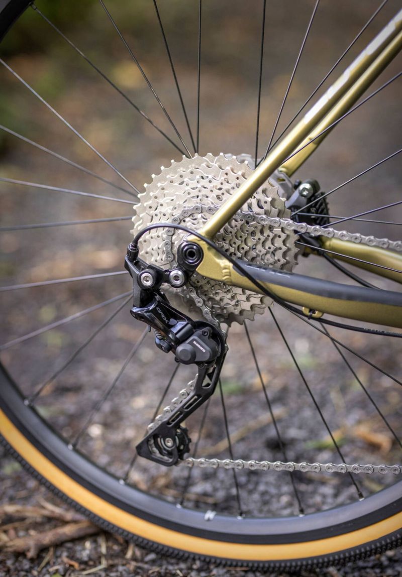 Superior X-ROAD Comp GR 2023 ( MATTE OLIVE METALLIC ) gravel kolo