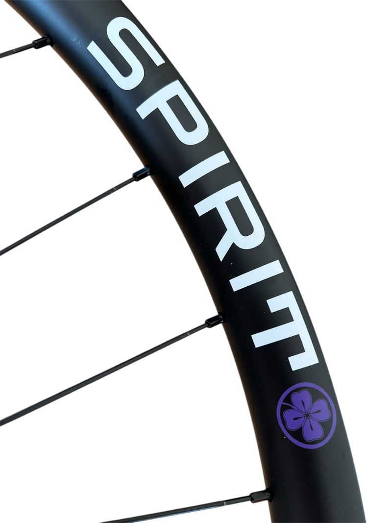 SPIRIT 38-FLASH, 1435g