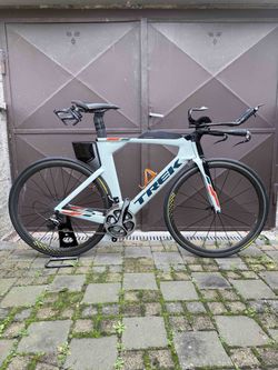 Prodám triatlonové/časovkářské kolo Speed koncept od Treku