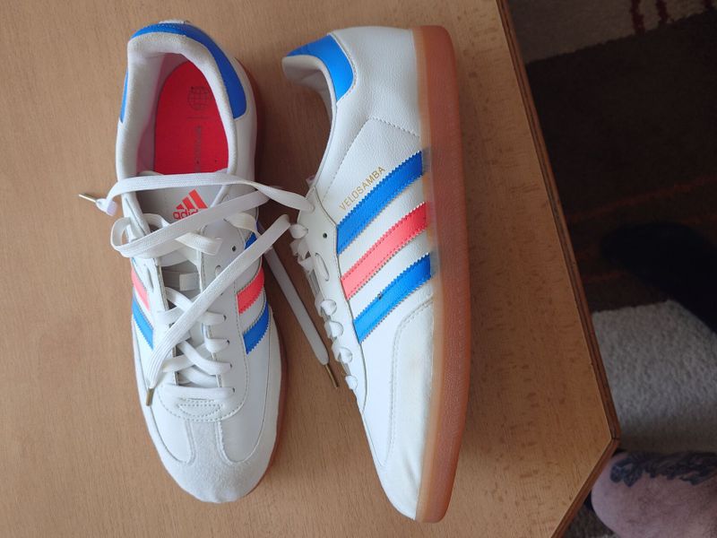 Tretry Adidas