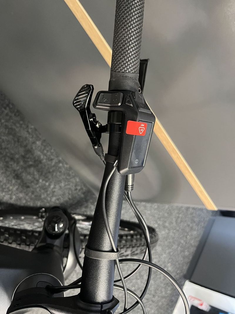 Cube Reaction Hybrid PRO 600 2025 vel.L NOVÉ